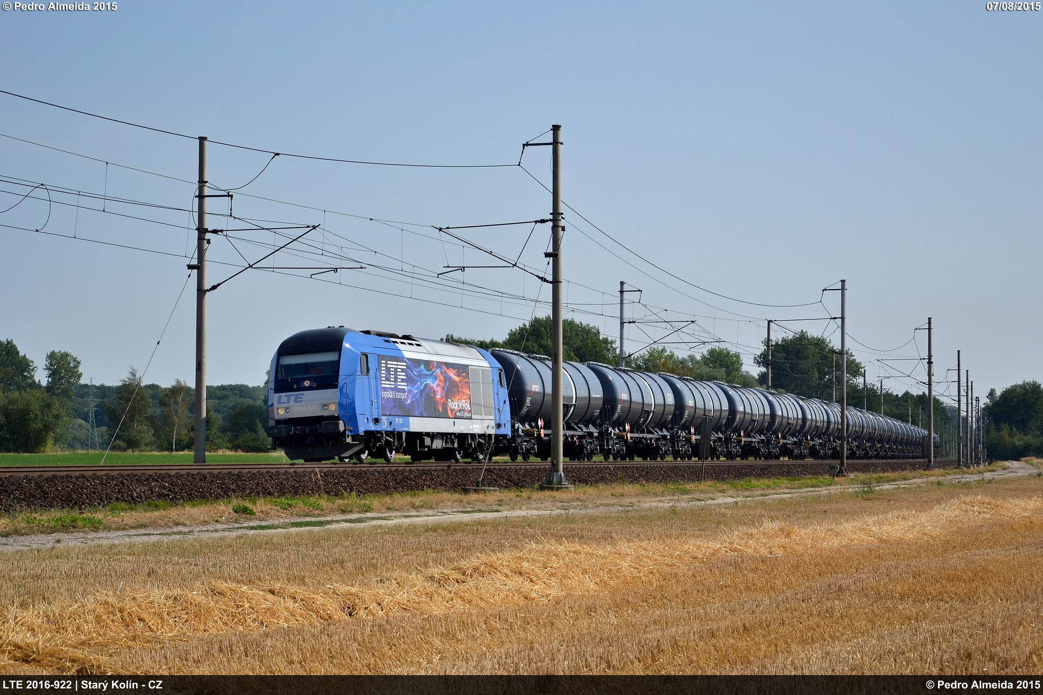 rail-freight-rail-transport